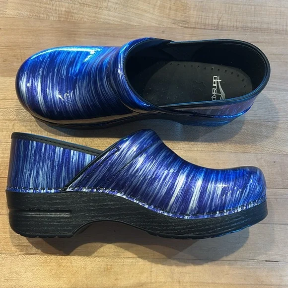 Dansko Clog Slip-On Blue Size 41 Like New - Picture 5 of 11